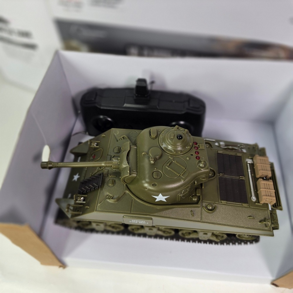 Heng Long 1/30 RC Infrared Battle Tank US M4A3 Sherman 2.4GHz 3841-01 - Picture 4 of 10